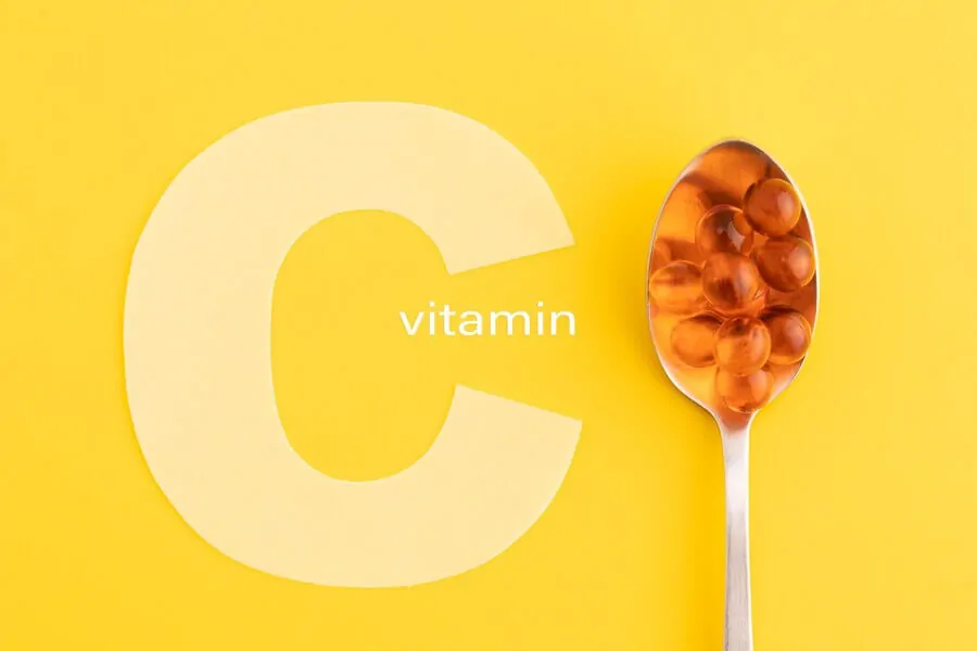 Vitamin C trong mỹ phẩm điều trị nám