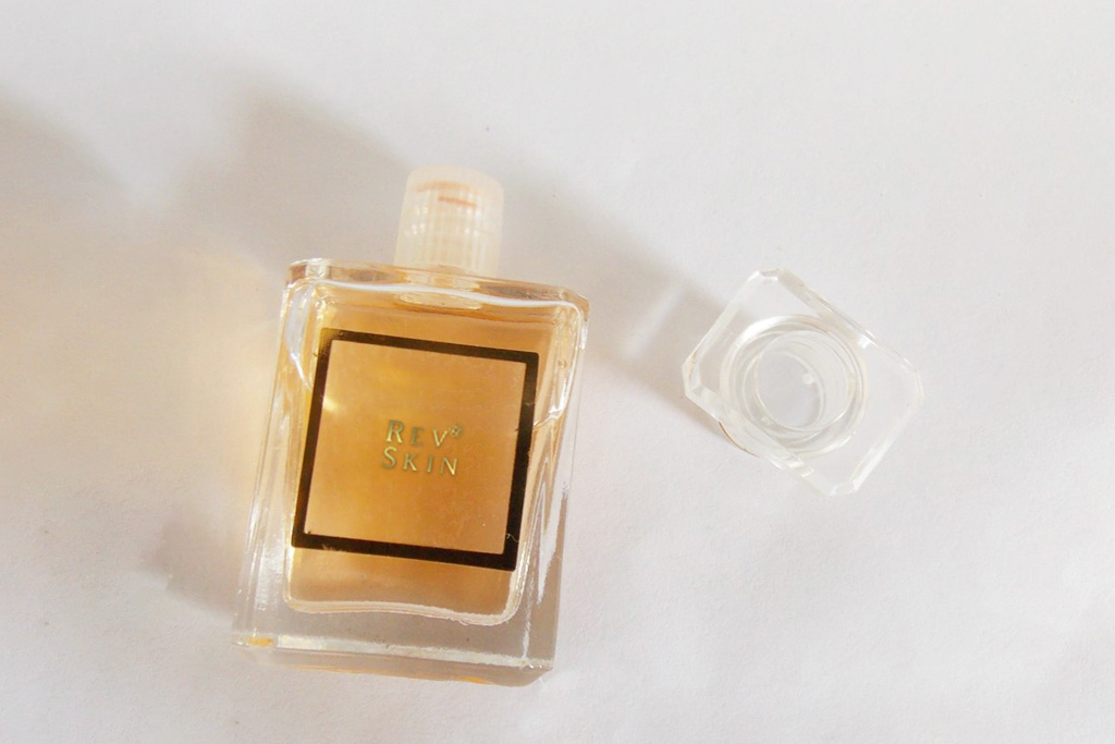 gia công nước hoa với revskin